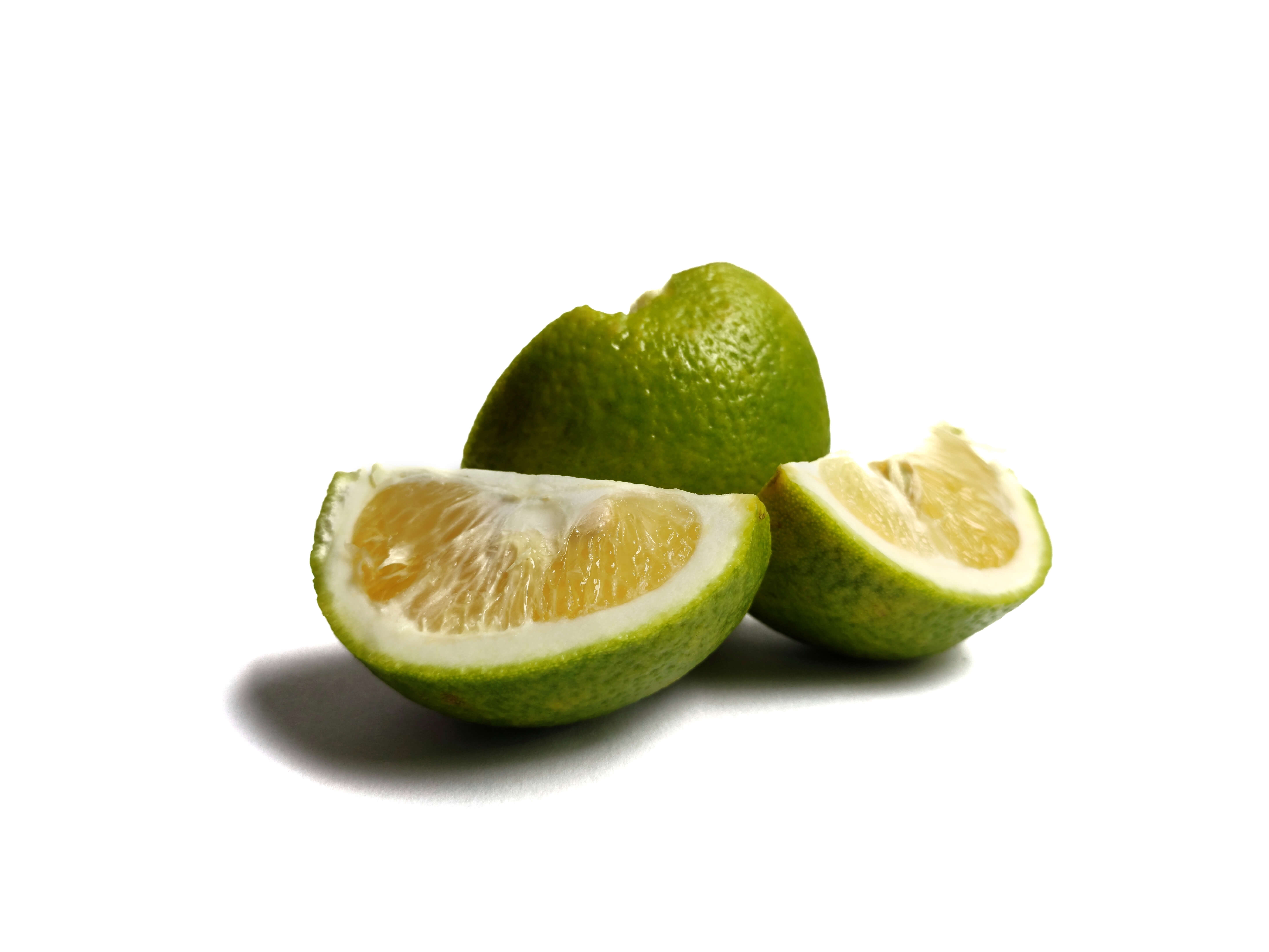 Lime EO (CAS N° 8008-26-2)